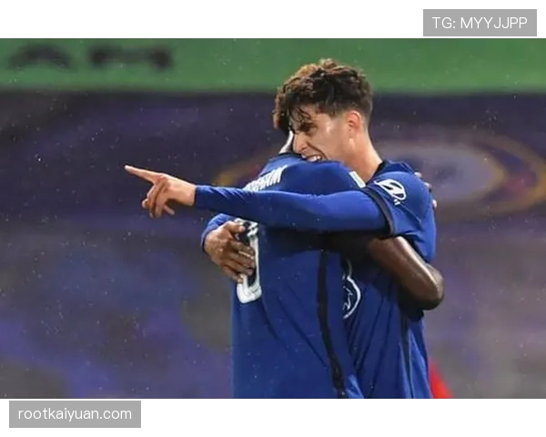 哈弗茨回撤接应盘活进攻，强强对话中主导中场节奏